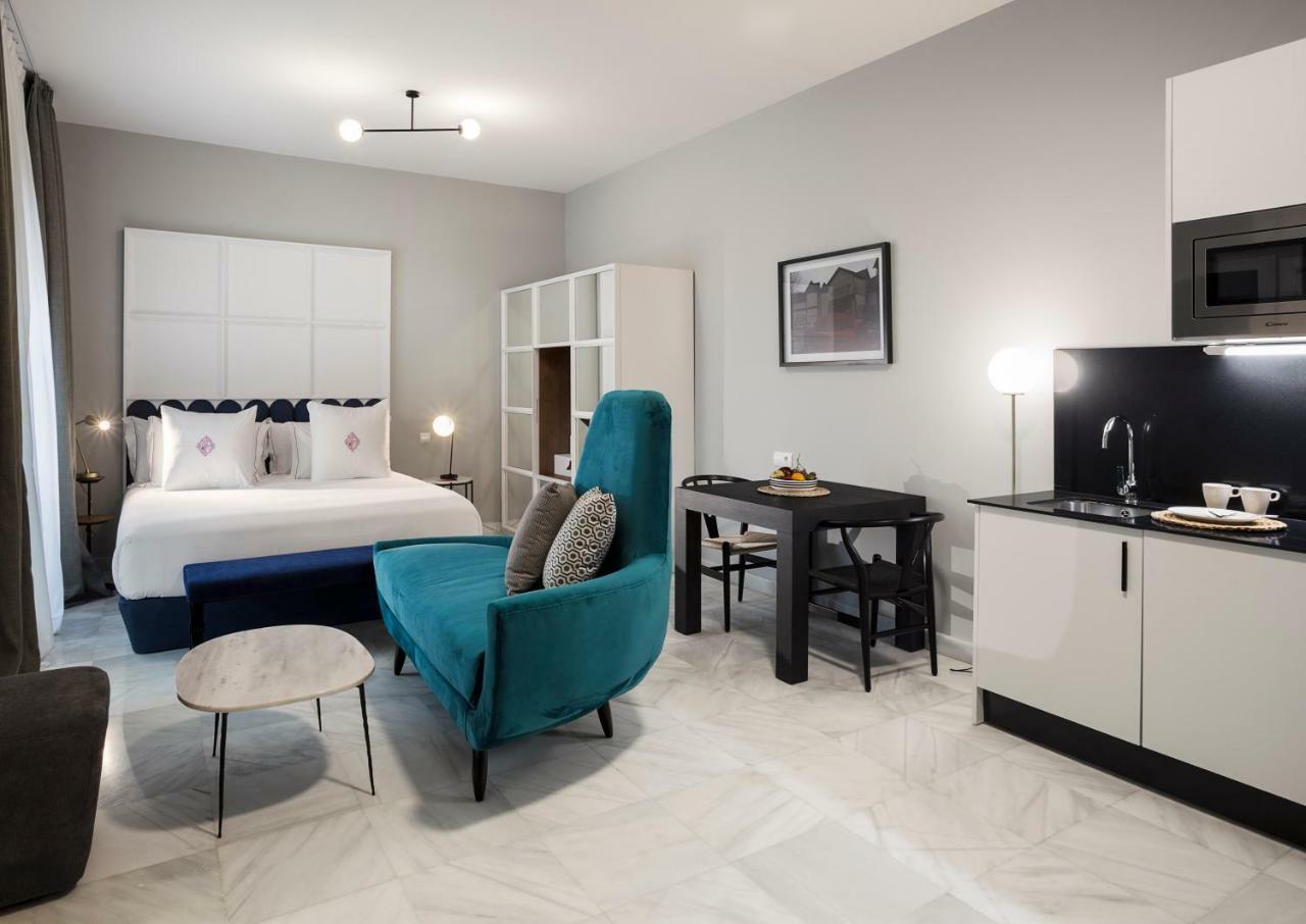 Apartamentos One Shot Conde De Torrejon Севиля Екстериор снимка