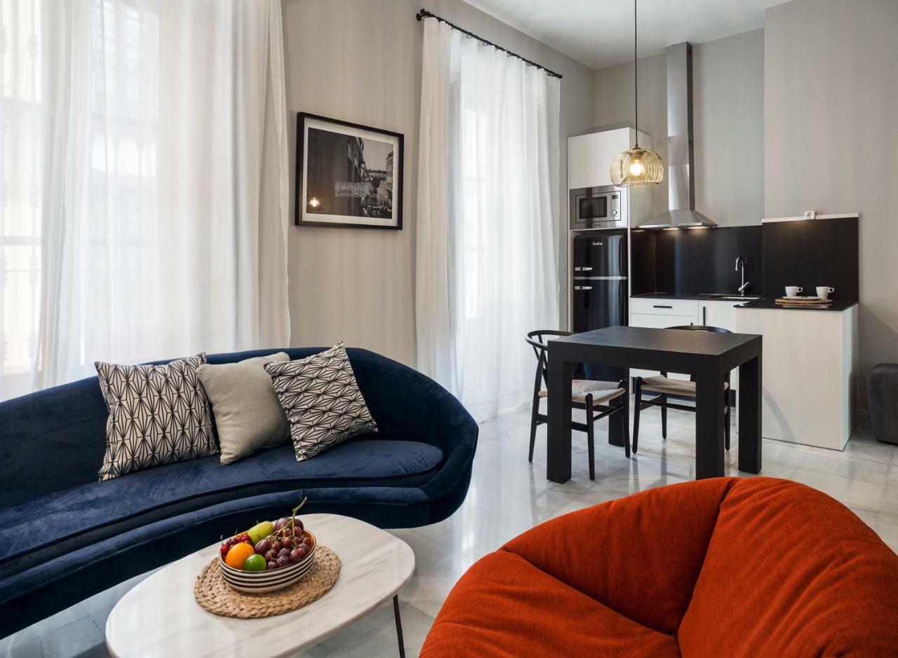 Apartamentos One Shot Conde De Torrejon Севиля Екстериор снимка