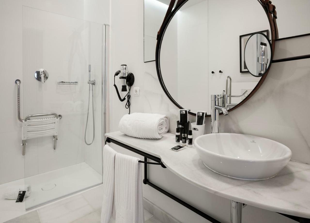 Apartamentos One Shot Conde De Torrejon Севиля Екстериор снимка